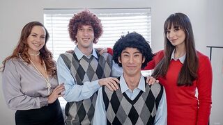 Ζεστή μητέρα swap - όμορφα μεγάλα brested milfs βοηθώντας τους φίλους να κάνουν κακομαθημένα θετά παιδιά