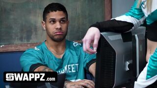 Η μαθήτρια και η μαζορέτα: η ιστορία της ανταλλαγής ετεροθαλούς αδελφού