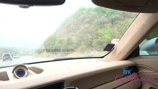 Παραλία ημερομηνία Νικόλ Λούβα με έφηβο κορίτσι και ζεστό αυτοκίνητο πίπα pov