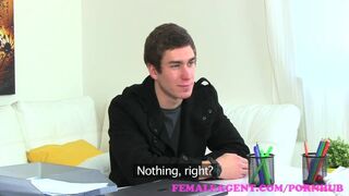 Το σφιχτό μουνί της Άννα Ρόουζ πυροβολείται από τον πράκτορα του κάστινγκ