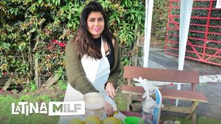 Το πεινασμένο μουνάκι της Κάρμεν Λάρα γαμιέται κατά τη διάρκεια της καυτής ηχογράφησης και του γαμήματος