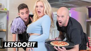 Μις Τζάκσον γαμημένο καυτό πρωκτικό με μεγάλους κουλ σεφ κουζίνας