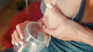 Μπρίτανι Άντριους και Μπράντι Λαβ με μεγάλα βυζιά