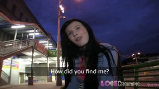 Λουτσιάνα Καρέλ Τσεχική εφηβική επικίνδυνη βόλτα με το αυτοκίνητο