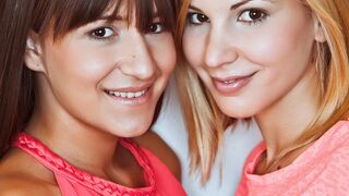 Άγριο λεσβιακό πάρτι Ούγγρων φιλενάδων με την Κάντυ Σουίτ και την Σίντι Λόαρν