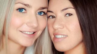 Η Τίφανι Ντολ τρώει με ανυπομονησία το βρεγμένο μουνί της Βικτόρια Πάπι