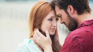 Κόκκινοι σαγηνευτές Το αισθησιακό γαμήσι της Μισέλ Χ και της Ρεντ Φοξ