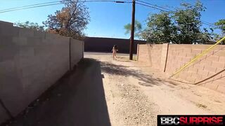 Τέλειο σώμα Έφηβη Bailey Base Έκπληξη με Big Black Dick