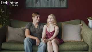 Η Χέιλι Σπέιντς κάνει σεξ στο αεροπλάνο με έναν ξένο