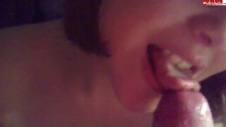 Η Λόρα εδώ περιγράφει κατ' εξαίρεση μόνο ένα πουλί