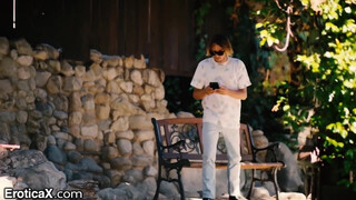 EroticaX - ας πηδηχτούμε αντί για ηλιοθεραπεία !