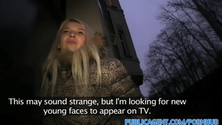 PublicAgent - μεγάλος χοντρός πούτσος και μια ξανθιά γκόμενα