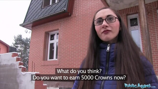 Δημόσιος πράκτορας - έξυπνος τενεκεδένιος με γυαλιά