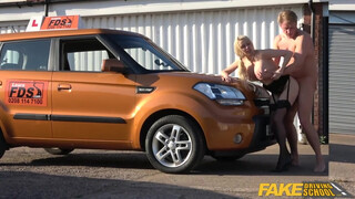 Σχολή ψεύτικης οδήγησης - τι θα λέγατε να το δοκιμάζατε στο καπό;